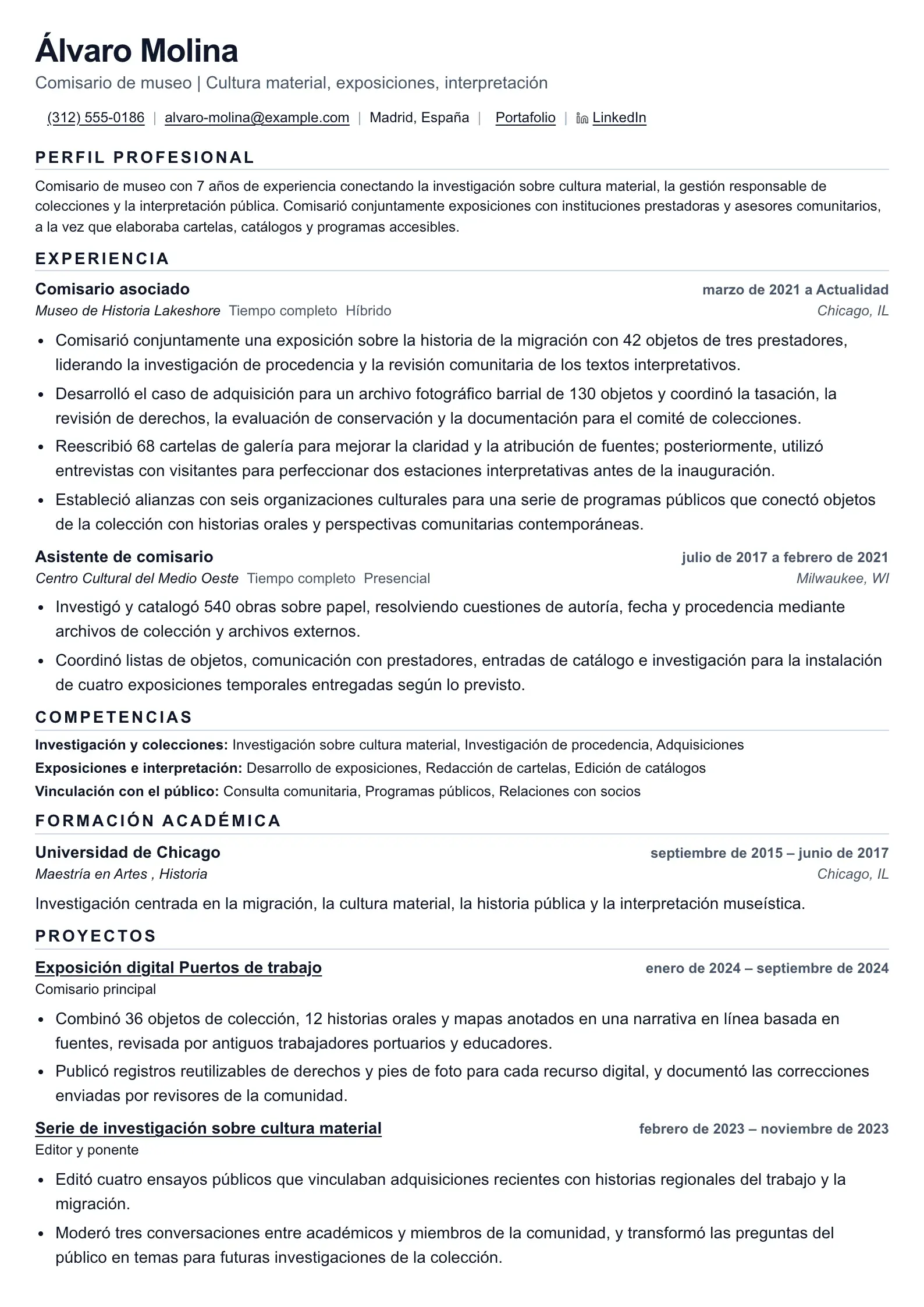 Usa esta plantilla de currículum para solicitudes de curador de museo